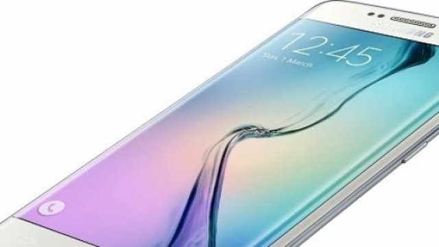 Samsung Galaxy S6 Edge: ecco tutti i dettagli