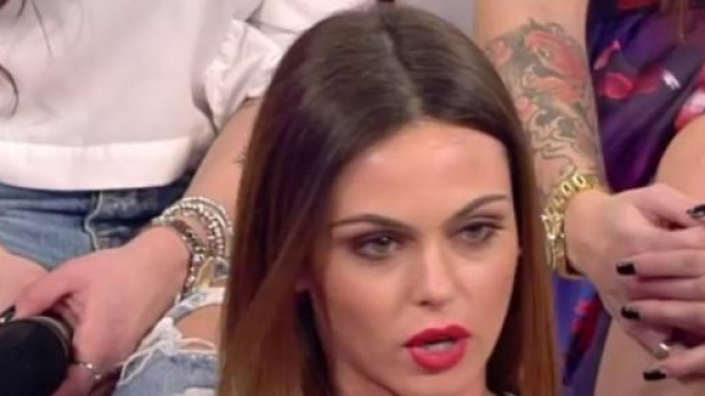 Silvia Raffaele lancia segnali di trono