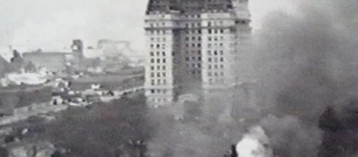 Ataques a&eacute;reos en pleno centro de la ciudad