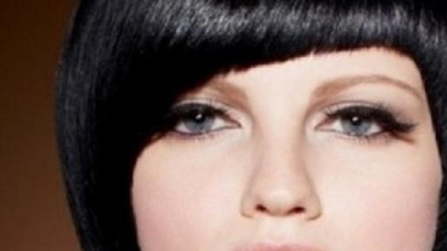 Frangia scenografica per taglio corto