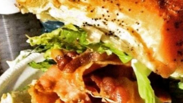 Uno dei leggendari panini "da Gigione"