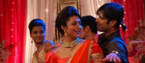 Divyanka and Karan Patel in Yeh Hai Mohabattein 