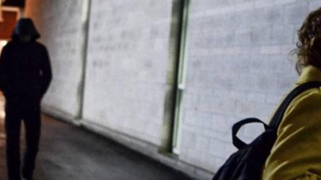 Donna perseguitata dal suo ex