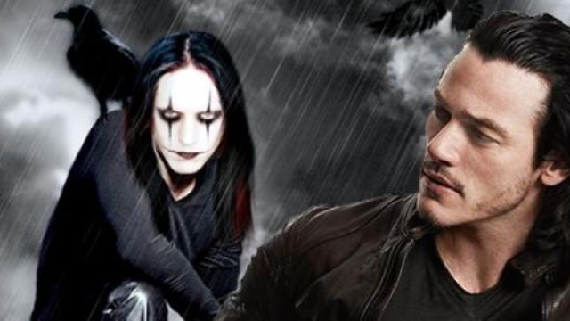 Luke Evans non sar&agrave; pi&ugrave; Eric Draven?