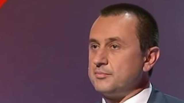 Scuola, Renzi e l'ultimo 'bluff' sul DDL: Rosato