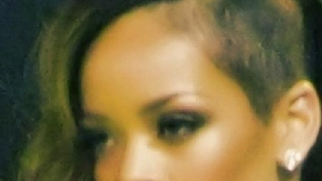 Taglio e styling capelli mediolunghi estate 2015