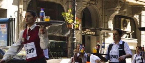 Carreras de mozos y camaeras