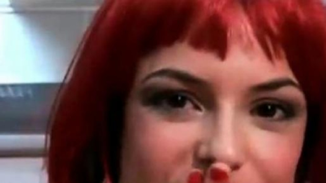 Il nuovo video shock di Sara Tommasi.