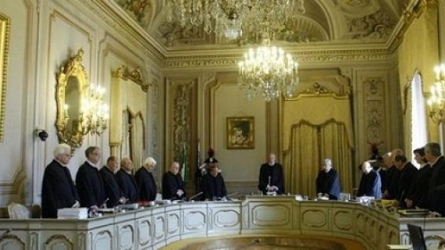 Stipendi statali, il blocco &egrave; illegittimo