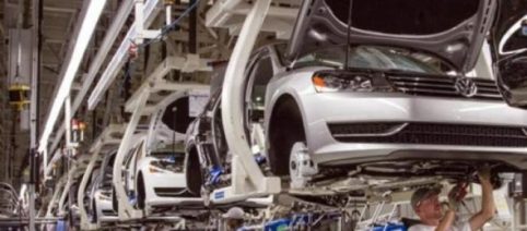 Efectuarán suspensiones en la fábrica automotriz Volkswagen