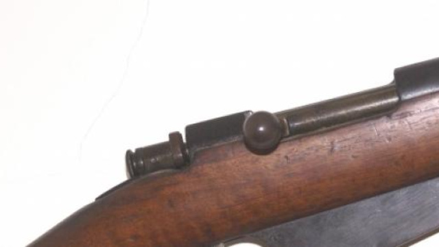 15enne si spara in testa con fucile