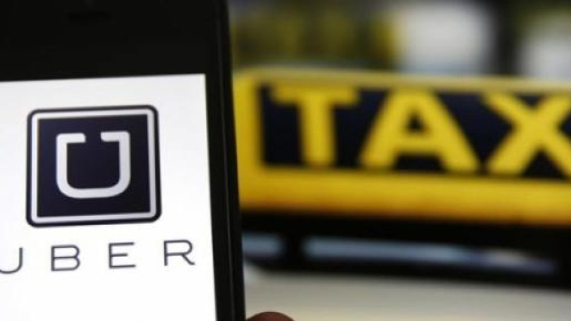 Scontri e polemiche in Francia a causa di Uber