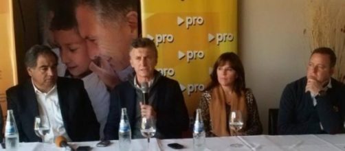 Mauricio Macri y Julio Martinez en La Rioja