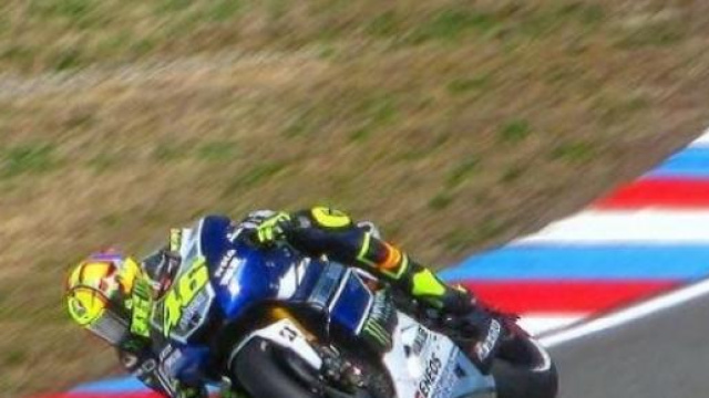 MotoGp Olanda: sabato da urlo con Rossi 