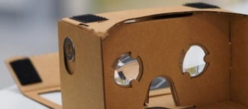 El hardware de Carboard es simplemente de cart&oacute;n. 