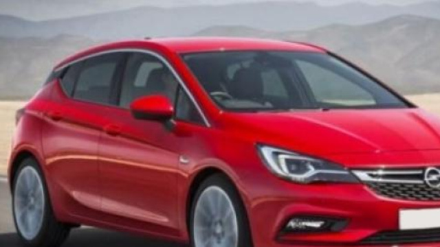 Nuova Opel Astra: la compatta tedesca si rinnova