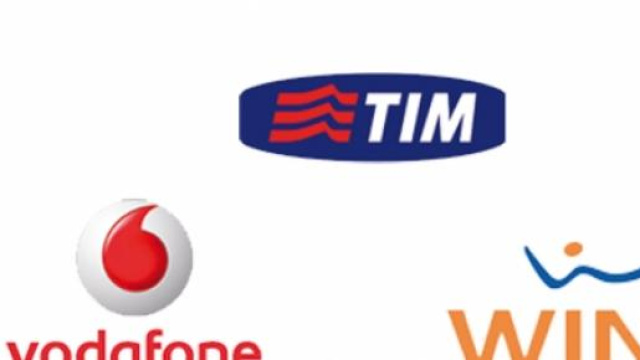 Vodafone, Tim, Wind, 3Italia, PosteMobile, luglio