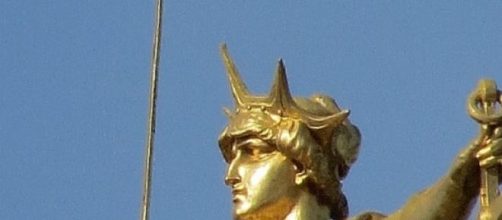 La democratizaci&oacute;n autoritaria no es imparcial