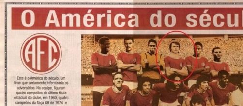 O Am&eacute;rica do S&eacute;culo, destacando o zagueiro Alex 
