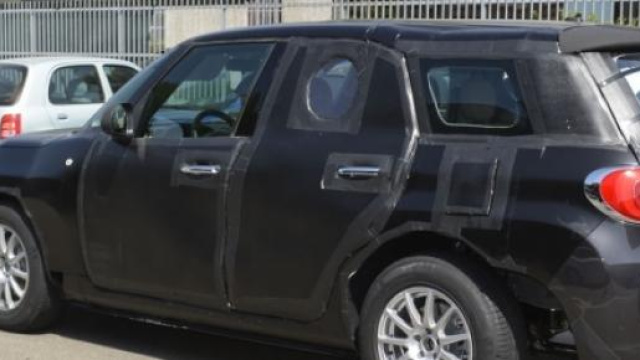 Alfa Romeo SUV con muletto 500XL.