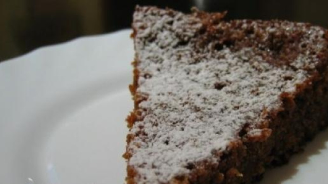 Torta amaretti e cioccolato