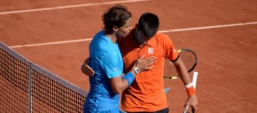 Nadal saluda a Djokovic tras su justo triunfo