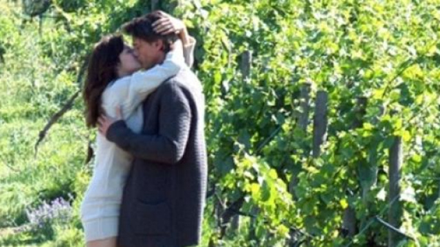 Replica Le tre rose di Eva 3 del 4 giugno 2015