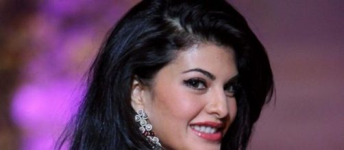 Jacqueline Fernandez performs at IIFA 