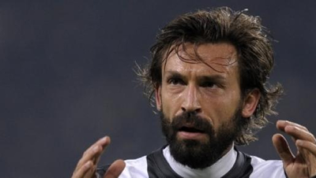 Lo juventino Andrea Pirlo si commuove sul campo