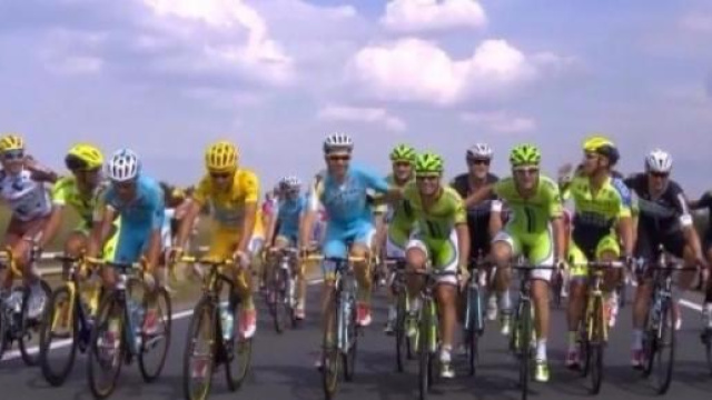 Nibali in trionfo al Tour de France