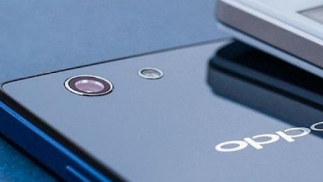 Oppo Neo 5 (2015) e Oppo Neo 5S