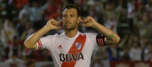 Cavenaghi puso en duda su continuidad en River