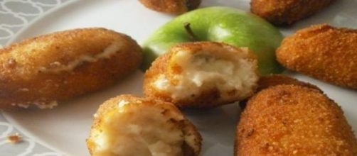 Deliciosas croquetas elaboradas con manzana