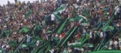 La hincha de Nueva Chicago, el &uacute;ltimo de la tabla