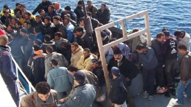 Immigrati soccorsi dalla Guardia Costiera