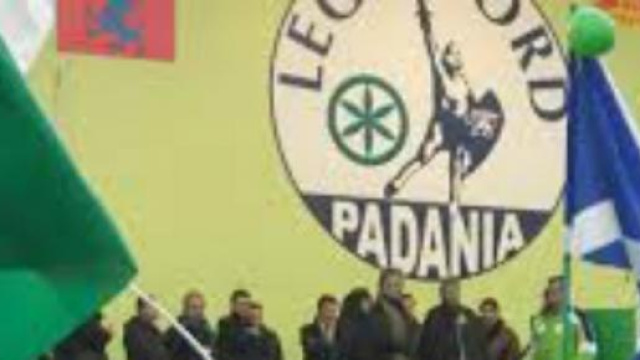 Maroni: basta migranti in Lombardia