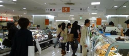 Venta de comidas elaboradas en un depachika