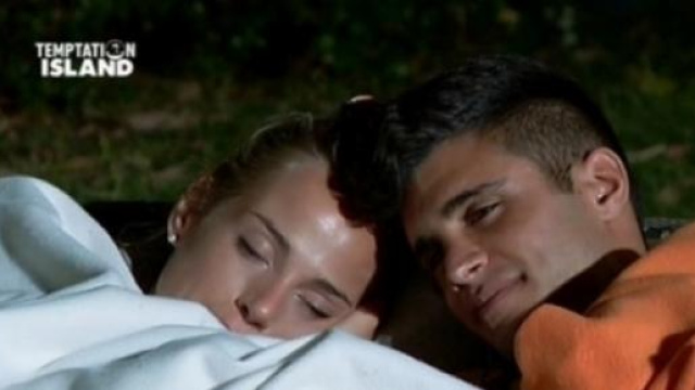 Giorgio e Aurora durante la trasmissione 