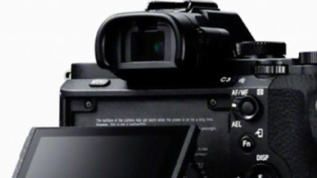 Classifica Fotocamere luglio 2015: compatte/reflex