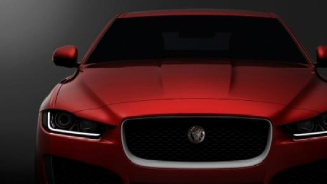 Ecco la nuova Jaguar XE 2015