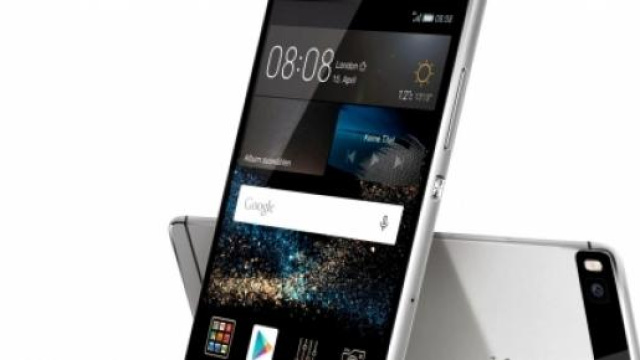 Un'immagine dello smartphone 'cinese' Huawei P8