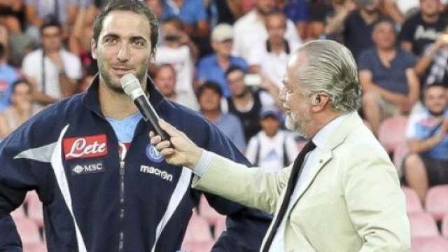 De Laurentiis pronto a vendere Higuain per 90 mln