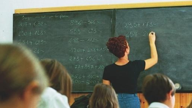 Scuola e assunzioni: 302 precari assunti a Parma