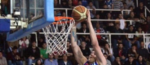 Deck la vuelca en una final que no se pudo ver