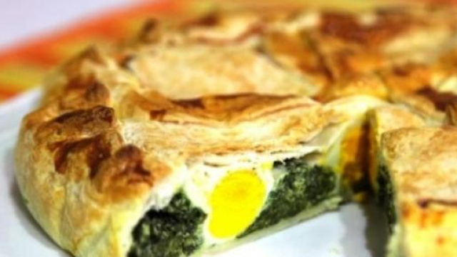 La torta rustica con spinaci e cagliata