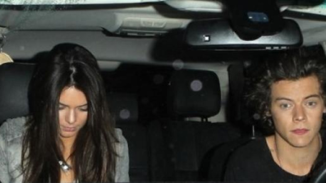 Una foto di Harry Styles e Kendall Jenner. 