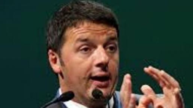 Renzi parla all'assemblea PD