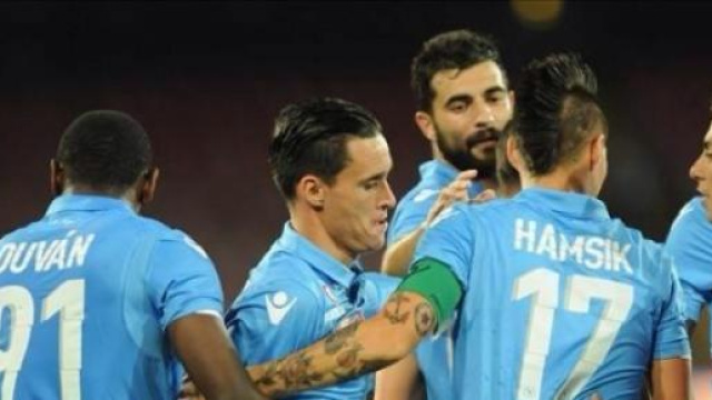 Calciomercato Napoli, ufficializzate due cessioni 