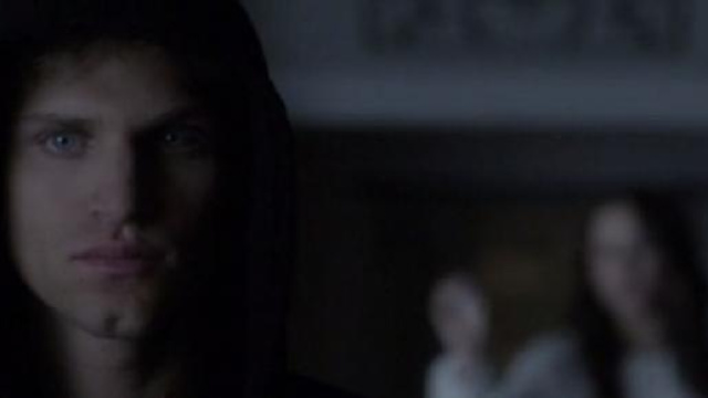 Anche Toby rimane nella lista dei sospettati.