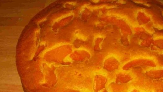 La ricetta della torta di albicocche